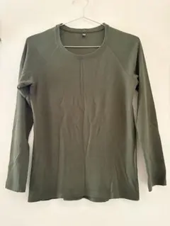 UNIQLO ヒートテック 長袖 カットソー カーキ M