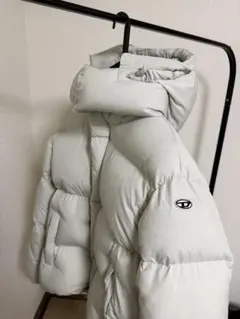 DIESEL ホワイト ダウンジャケットサイズ50