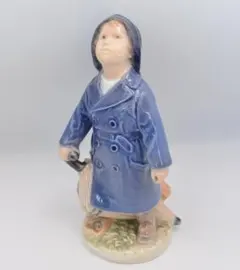 編み物をするアマー島の少女 ＃1317 ☆ロイヤルコペンハーゲン