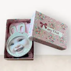 【any FAM】うさぎ型フォトフレーム