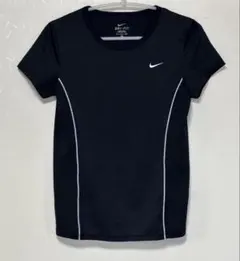 NIKE Ｔシャツ　黒