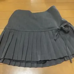 【最終値下げ】グレー プリーツミニスカート リボン付き【NICE CLAUP】