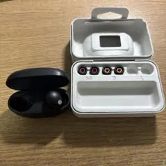 ワイヤレスイヤホン ブラック、右耳とケースのみ