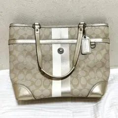 値下げ中【極美品】Coach ベージュ シグネチャー　トートバッグ