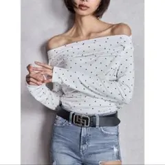 GYDA ドット柄オフショルトップスのサムネイル