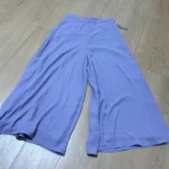 ユニクロ　シフォンスリットスカートパンツ【A】