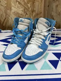 NIKE AIR JORDAN 1 RETRO HIGH OG UNC