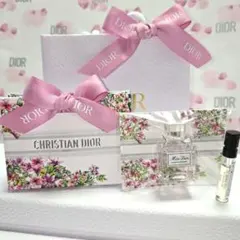 Dior❤️ミスディオールブルーミングブーケ5mlラッピング付