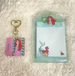 ディズニーストア アリエル ホログラムキーホルダー クリップボードメモ