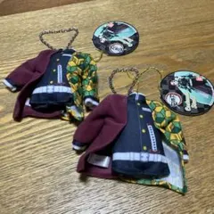 新品未使用　鬼滅の刃　富岡義勇　コスチュームストラップ　２個セット　マスコット