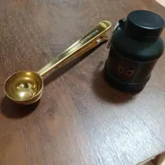 Item thumbnail for item f3cf3319-ac03-4b16-907c-26e39baadc8d