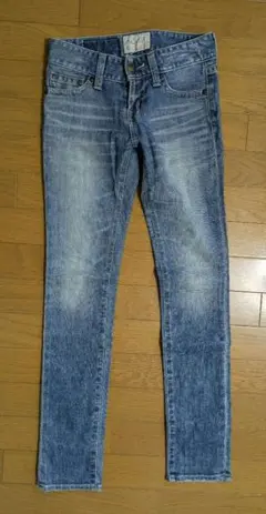 マウジーローライズスキニーデニムパンツ24インチ