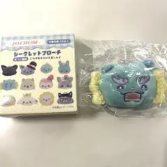 商品名: JOCHUM × Sanrio シークレットブローチ　ヤヌカミ