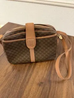 CELINE マカダム ショルダーバッグのサムネイル
