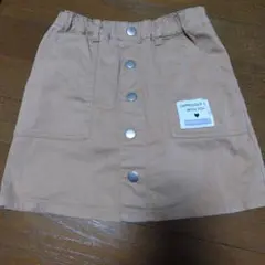 ベージュ ボタン付きキュロットのサムネイル