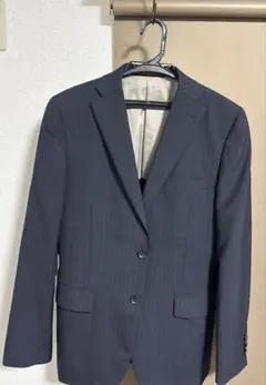 メンズスーツ（ネイビーストライプ）