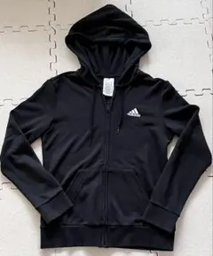 adidas パーカー