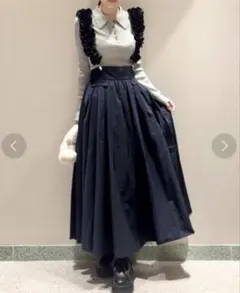 【SNIDEL スナイデル】フリルサスペンダー付きボリュームスカート