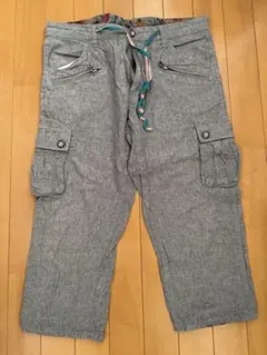 Lyricグレー パンツ