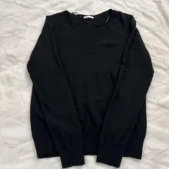 GU Vネックニット　ブラック　S