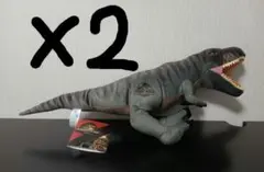 ジュラシック・ワールド/復活の大地 ティラノサウルス ぬいぐるみ　2体