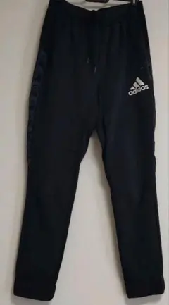 adidas ジョガーパンツ　ブラック　XLサイズのサムネイル