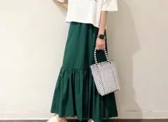 ワンティアードスカートのサムネイル