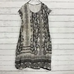 古着 訳あり✨【M-L】ワンピース ひざ丈 半袖 綿 花柄 ブラック ホワイト