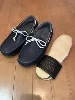 UGG アグ　ネイビー ローファー　モカシンのサムネイル