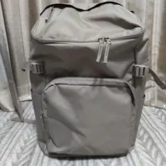無印良品　肩の負担を軽くする　撥水　上から開くリュックサックのサムネイル