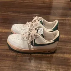 NIKE Air Force 1 ホワイト/グリーン