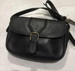 極美品✨イヴサンローラン　ショルダーバッグ　YSL　ゴールド金具　レザー　黒色