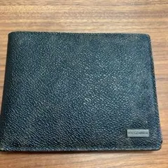 二つ折り財布のサムネイル