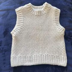 H&M クリーム色 ノースリーブニットベスト