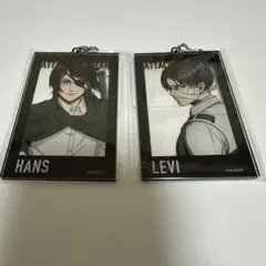 進撃の巨人 アクリルビッグタグ ハンジ リヴァイ