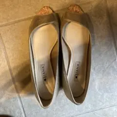 DIANA ダイアナ　シルバーパンプス