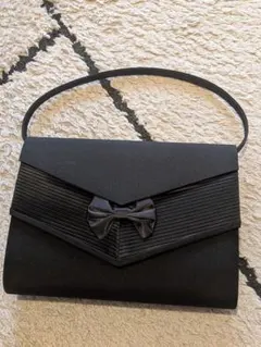 リボン付きブラックフォーマルバッグ