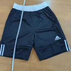 新品 adidas メッシュショートパンツ 大人用 M 黒