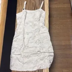 GUESS jeans 花柄刺繍 キャミワンピース Mのサムネイル