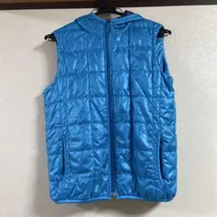 青色フード付きダウンベスト 150