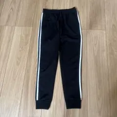 黒のストライプロングパンツ