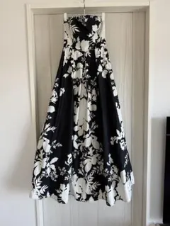 イライザ　ジェイ　白黒　花柄　ロングドレス　Eliza J