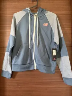 New Balance パーカー AWJ01183 Mサイズのサムネイル