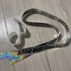 Snow Man ON 銀テープ 音符 落下物