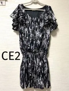 CE2【美品】フリルワンピースのサムネイル