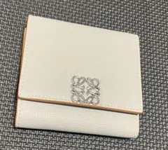 LOEWE 三つ折り財布 ウォレット ホワイトのサムネイル