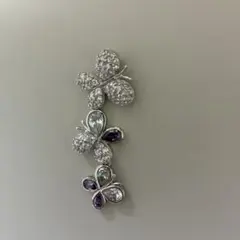 蝶のデザインのペンダントトップです。