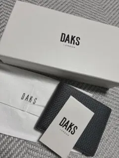 DAKS ネイビー レザー 折り財布