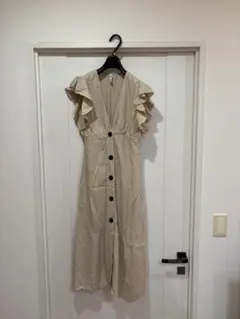 ZARA フリルスリーブ フロントボタン ワンピース ベージュ XSのサムネイル