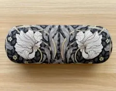 Item thumbnail for item 5c2d6ee1-d76e-4e89-8215-babd54f89bdc